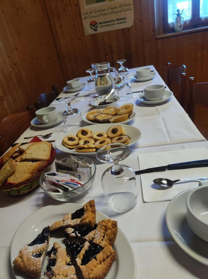 Agriturismo Il Fosso กูติญาโน ภายนอก รูปภาพ